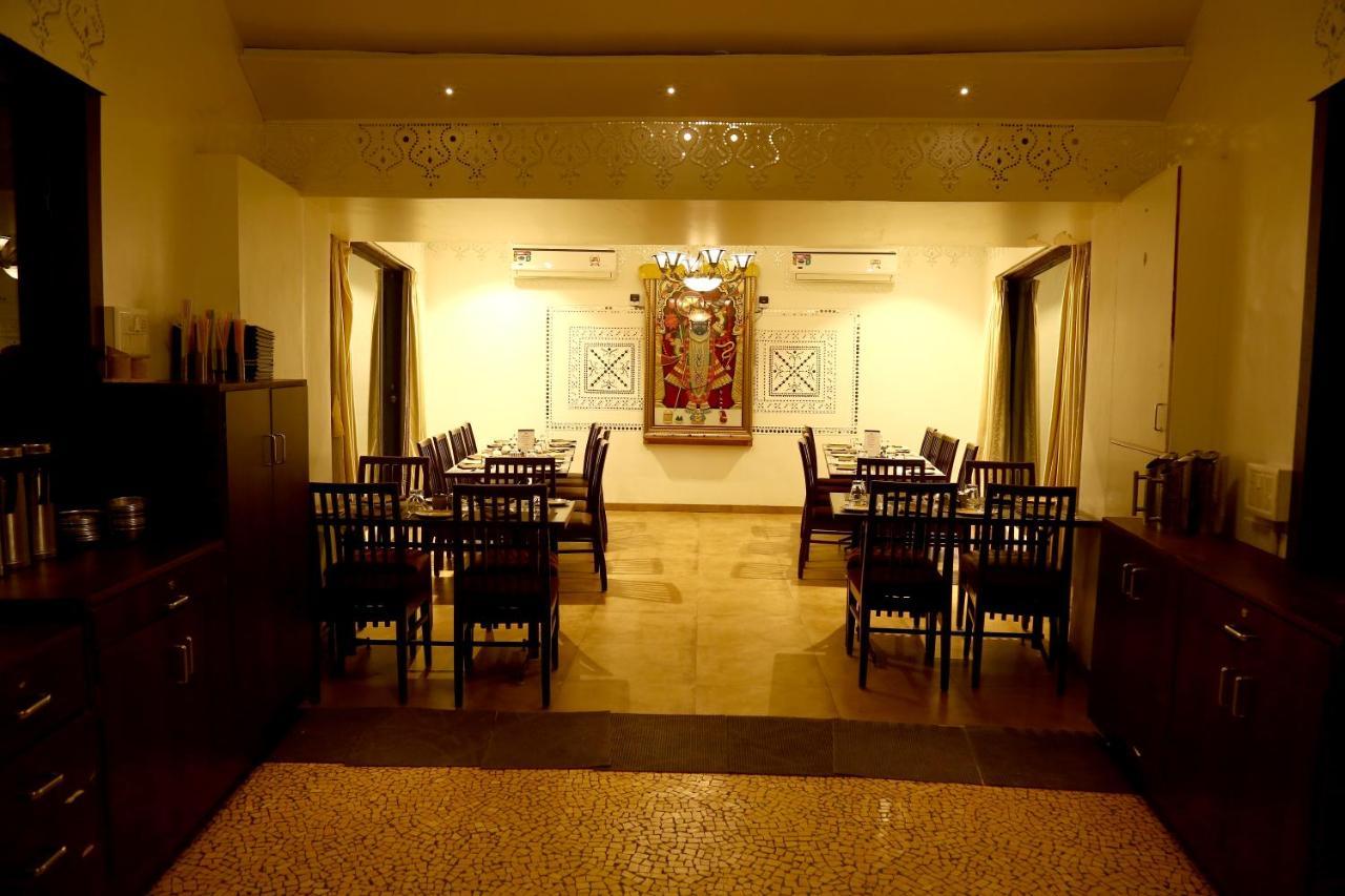 Nirali Resorts Rajkot Exterior photo